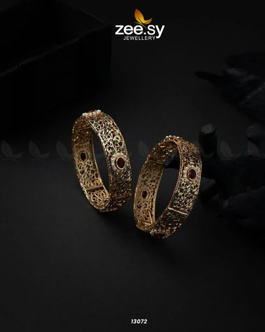 Hyderabadi kara Bangles Golden Red & Green Bangles - Zeesy Jewellery Pakistan | Premium Artificial & Imitation Jewellery