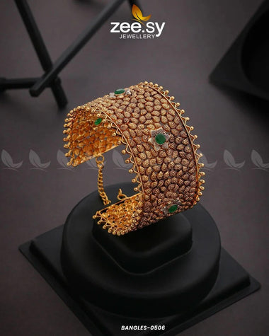 BANGLES-0506 Green Bangles - Zeesy Jewellery Pakistan | Premium Artificial & Imitation Jewellery