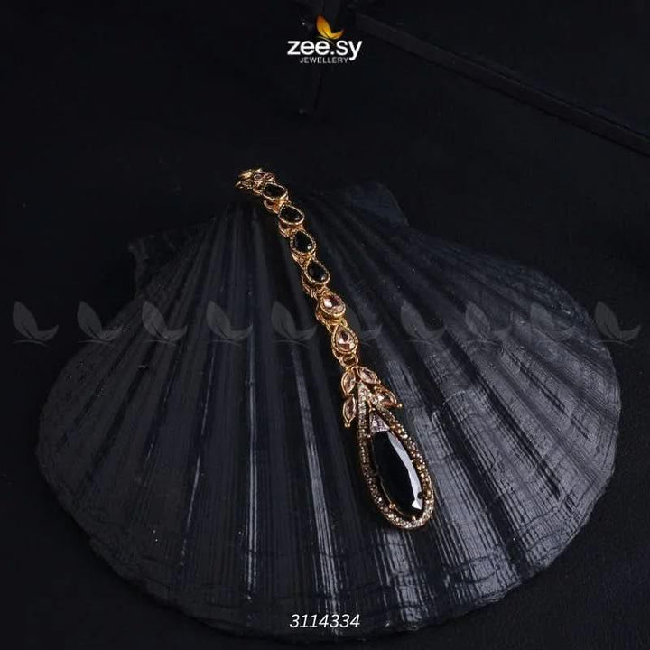 Poppy Bindiya Golden Black bindiya - Zeesy Jewellery Pakistan | Premium Artificial & Imitation Jewellery