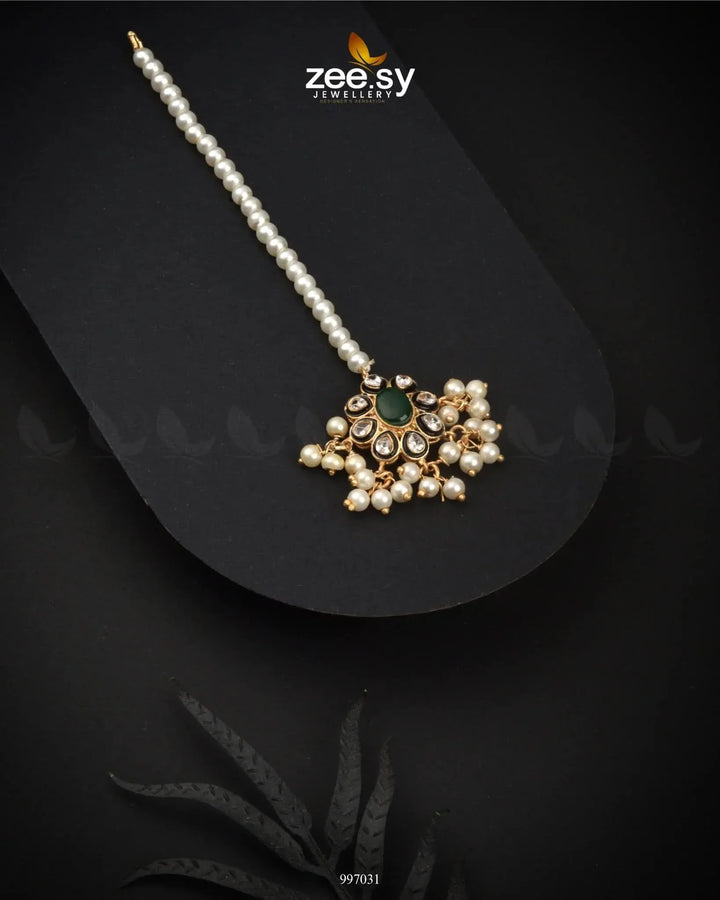 Scarlet Petal Bindiya Charm Green bindiya - Zeesy Jewellery Pakistan | Premium Artificial & Imitation Jewellery