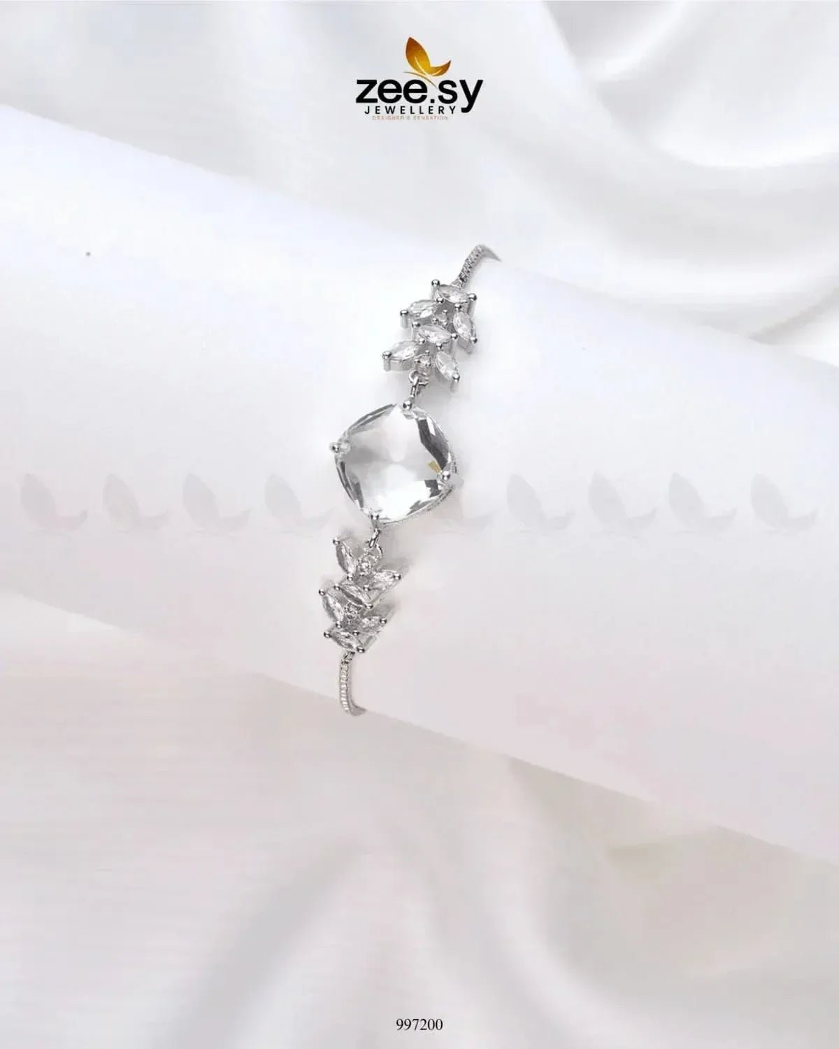 Alexandrite Bracelets White Bracelet - Zeesy Jewellery Pakistan | Premium Artificial & Imitation Jewellery