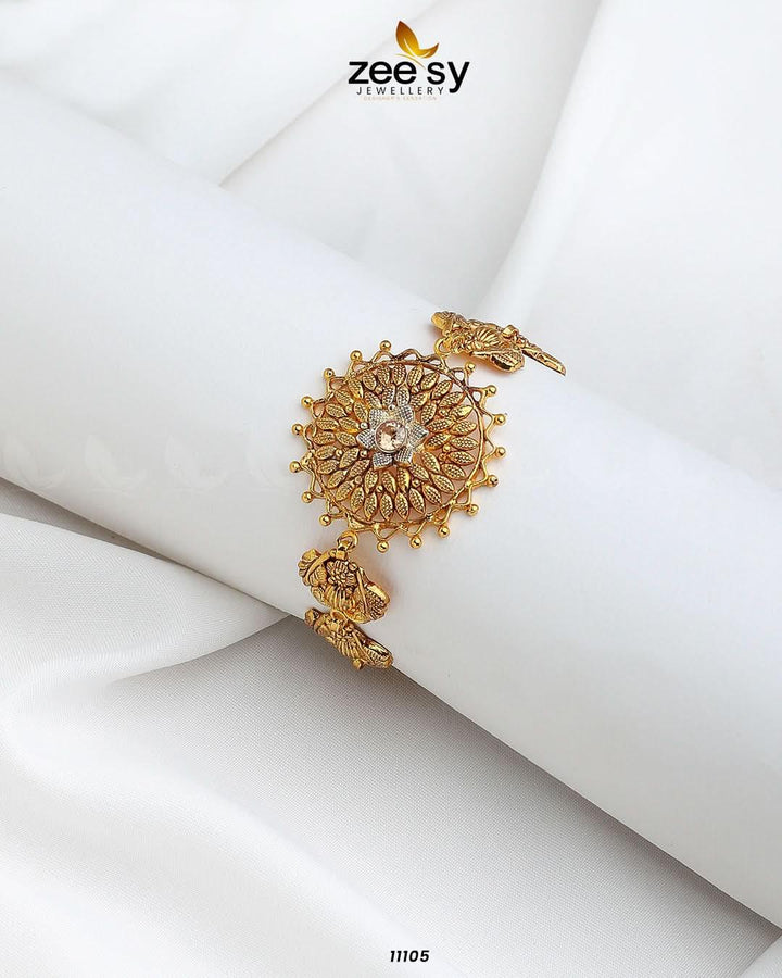 Grace Bracelet Champagne Bracelet - Zeesy Jewellery Pakistan | Premium Artificial & Imitation Jewellery