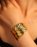Aspen Delicate Leaf Bracelet Bracelet - Zeesy Jewellery Pakistan | Premium Artificial & Imitation Jewellery