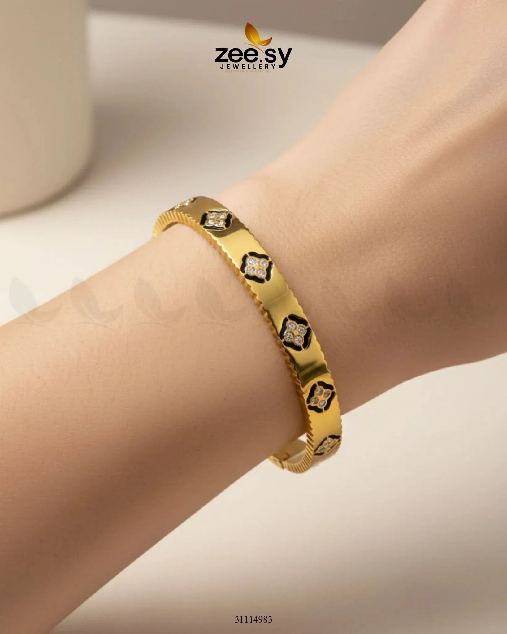 Atlas Bracelet - Zeesy.pk