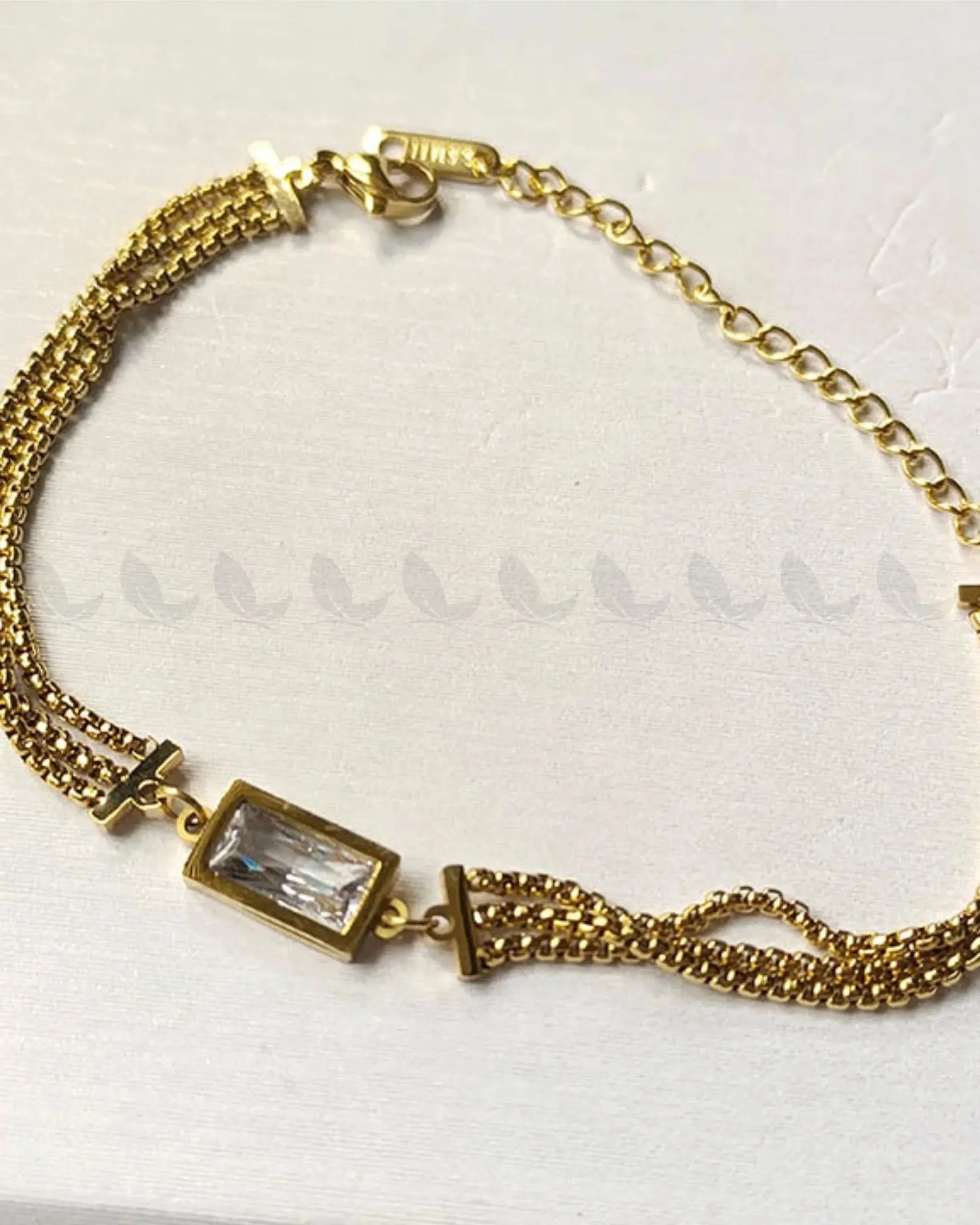 Gleam Bracelet Bracelet - Zeesy Jewellery Pakistan | Premium Artificial & Imitation Jewellery