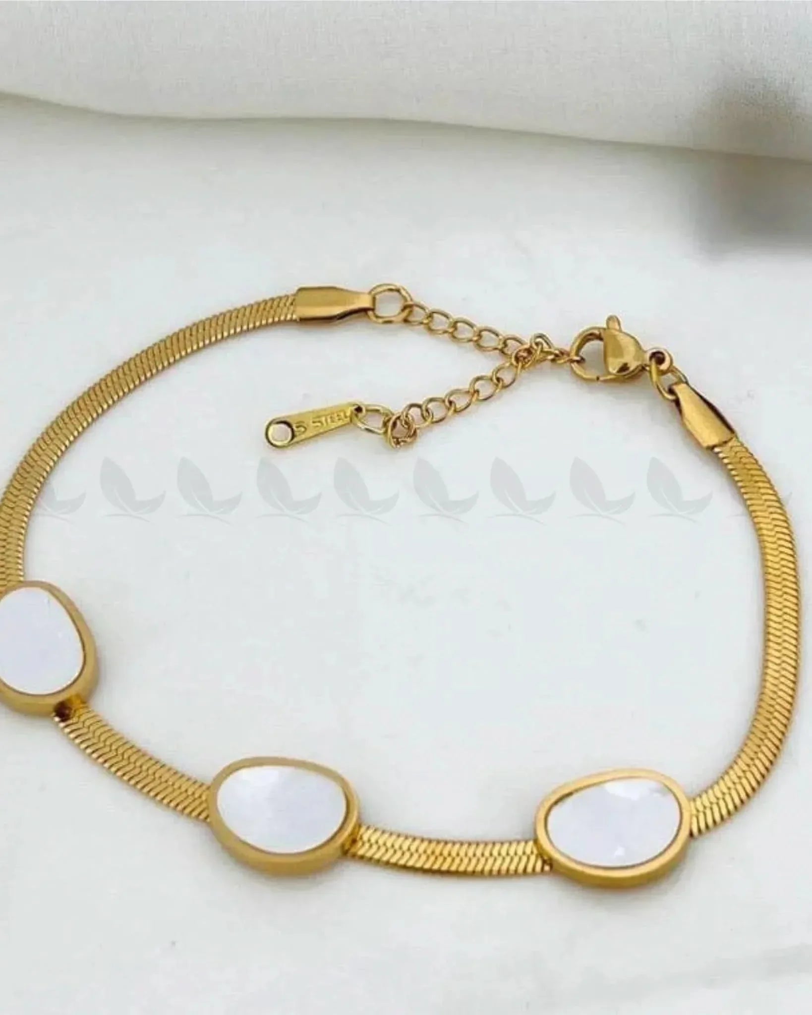 Haloo Bracelet Bracelet - Zeesy Jewellery Pakistan | Premium Artificial & Imitation Jewellery