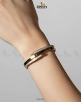 Helix Bracelet Bracelet - Zeesy Jewellery Pakistan | Premium Artificial & Imitation Jewellery