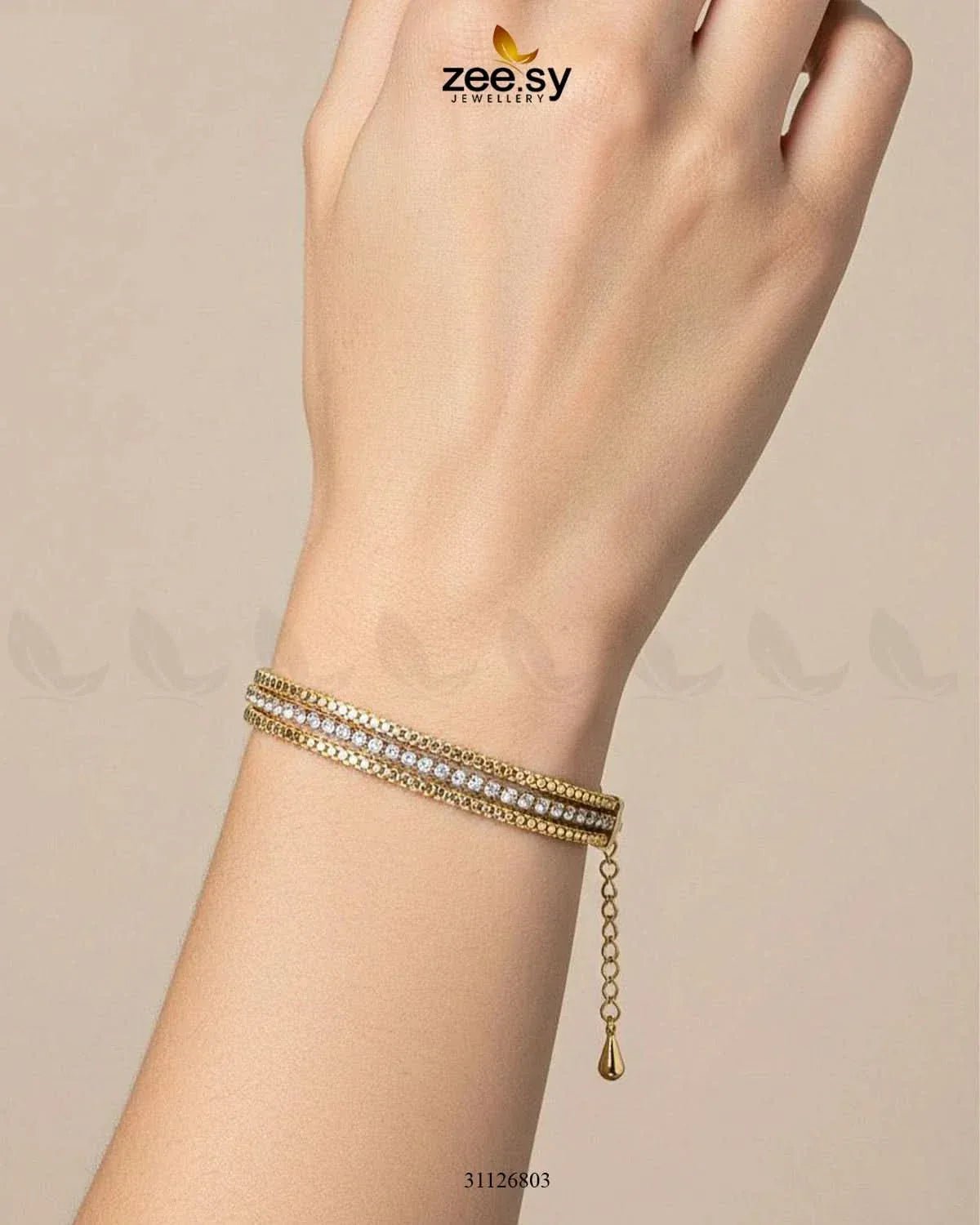 Juliet Triple Layered Cluster Bracelet Bracelet - Zeesy Jewellery Pakistan | Premium Artificial & Imitation Jewellery