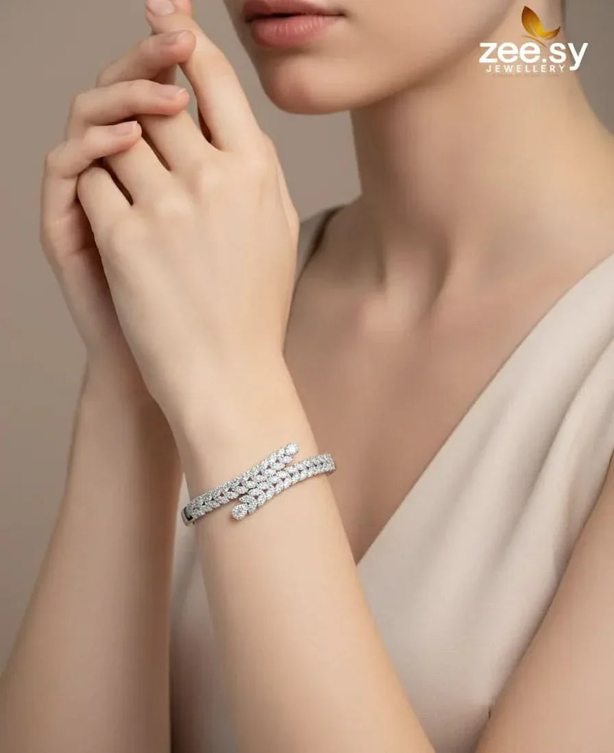 Ornate Bracelet - Zeesy.pk