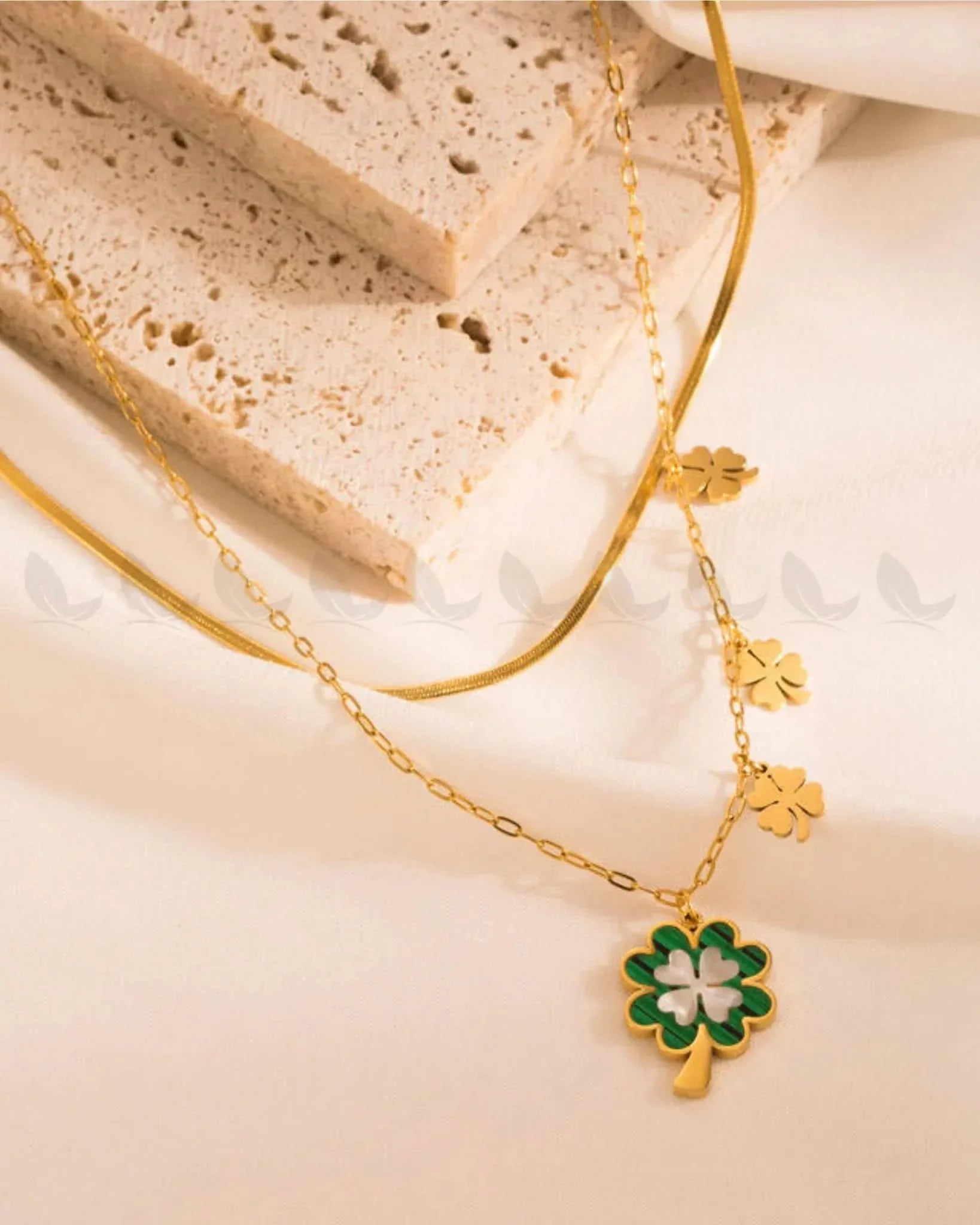Petal Bracelet Bracelet - Zeesy Jewellery Pakistan | Premium Artificial & Imitation Jewellery