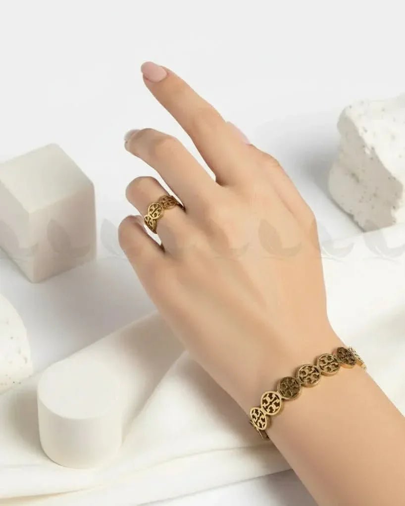 Spire Elegant Bracelet & Ring Duo Bracelet - Zeesy Jewellery Pakistan | Premium Artificial & Imitation Jewellery