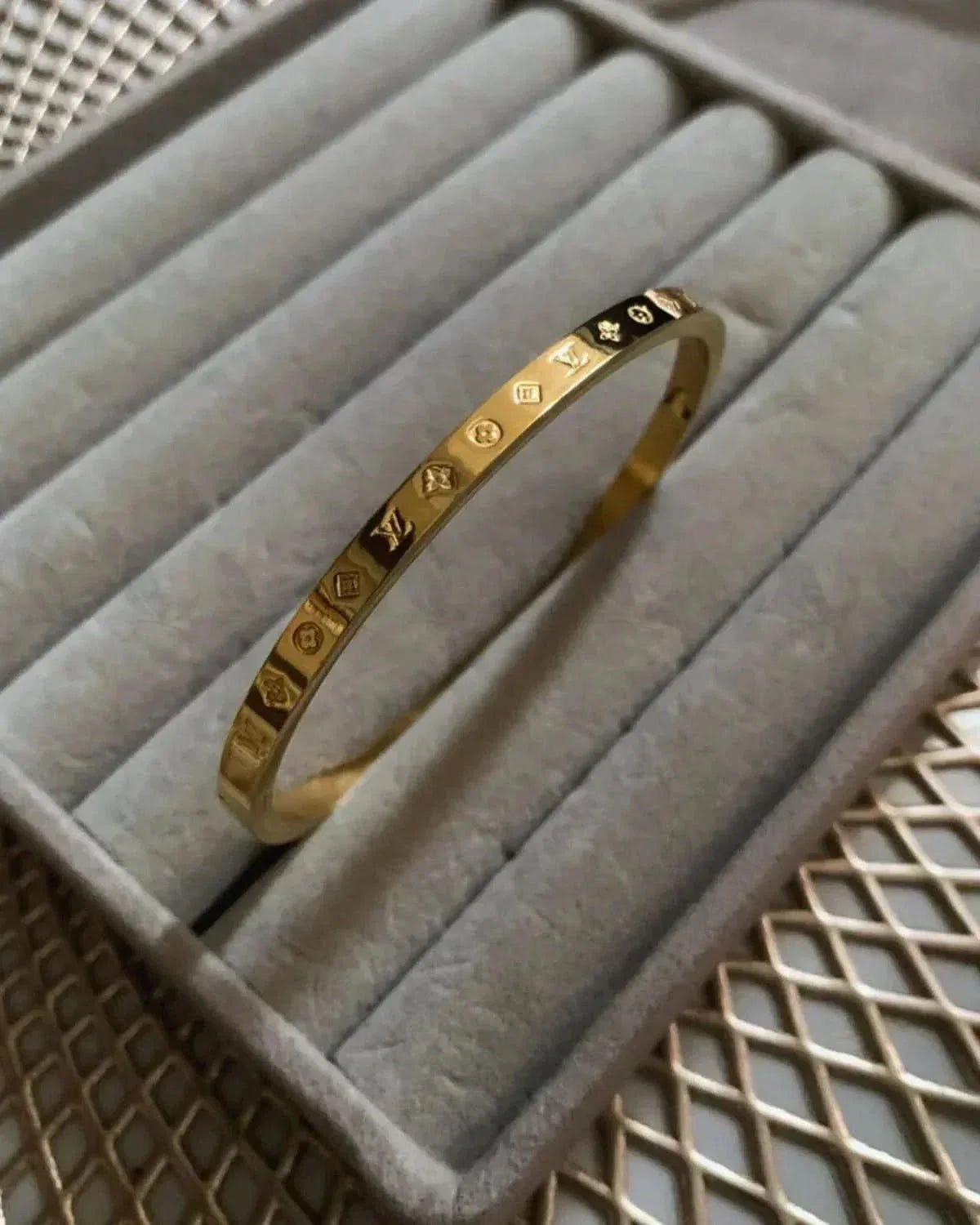 Vibe Bracelet Bracelet - Zeesy Jewellery Pakistan | Premium Artificial & Imitation Jewellery