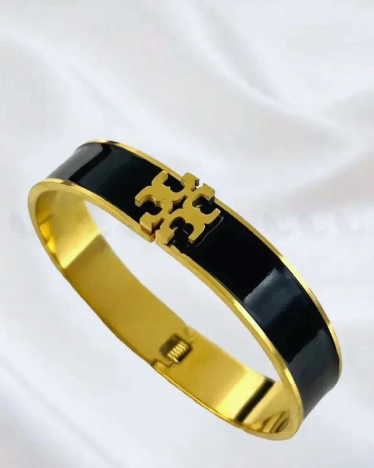 Luxe Bracelet Golden Black Bracelet - Zeesy Jewellery Pakistan | Premium Artificial & Imitation Jewellery