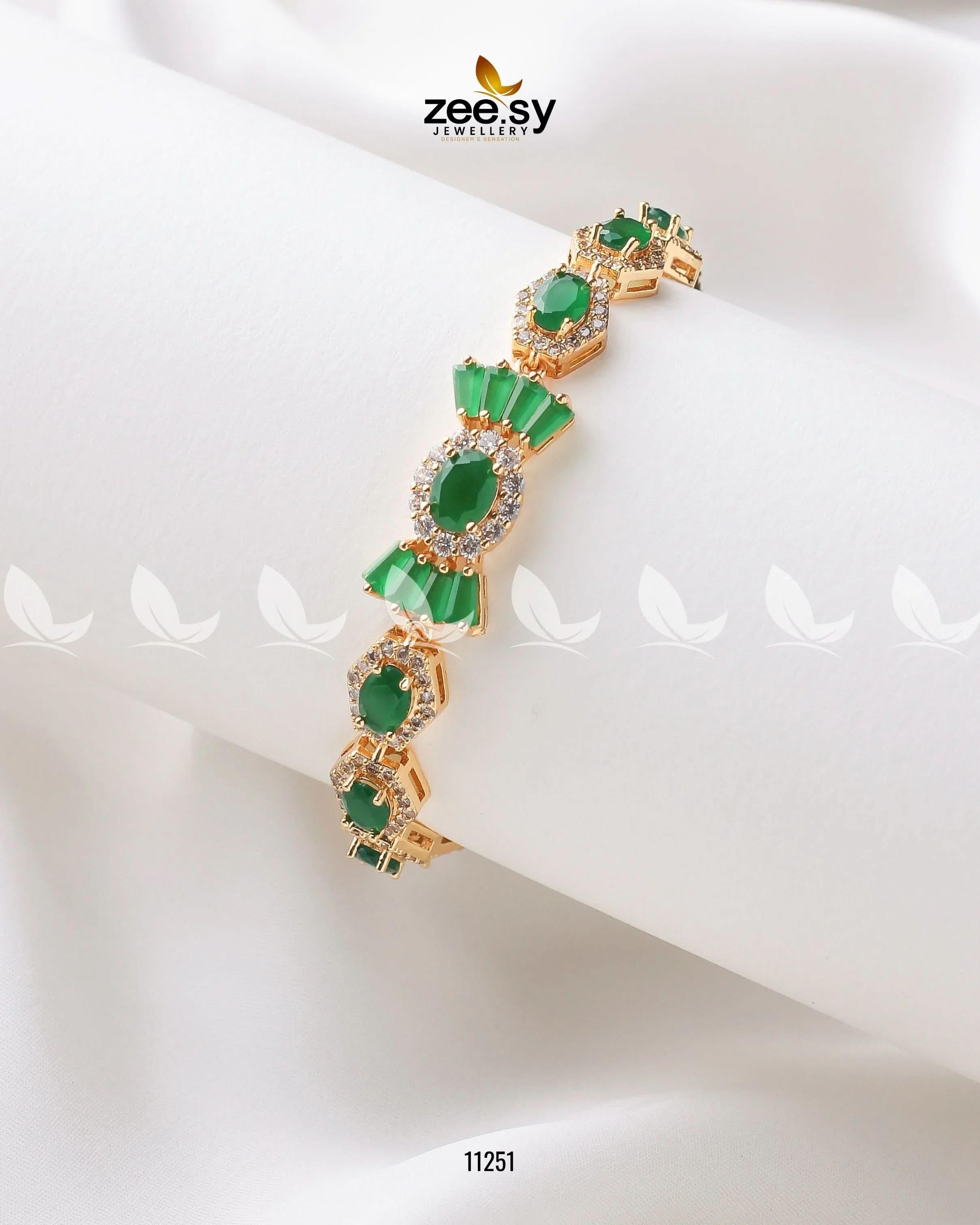 Mogra Bracelets Golden Green Bracelet - Zeesy Jewellery Pakistan | Premium Artificial & Imitation Jewellery