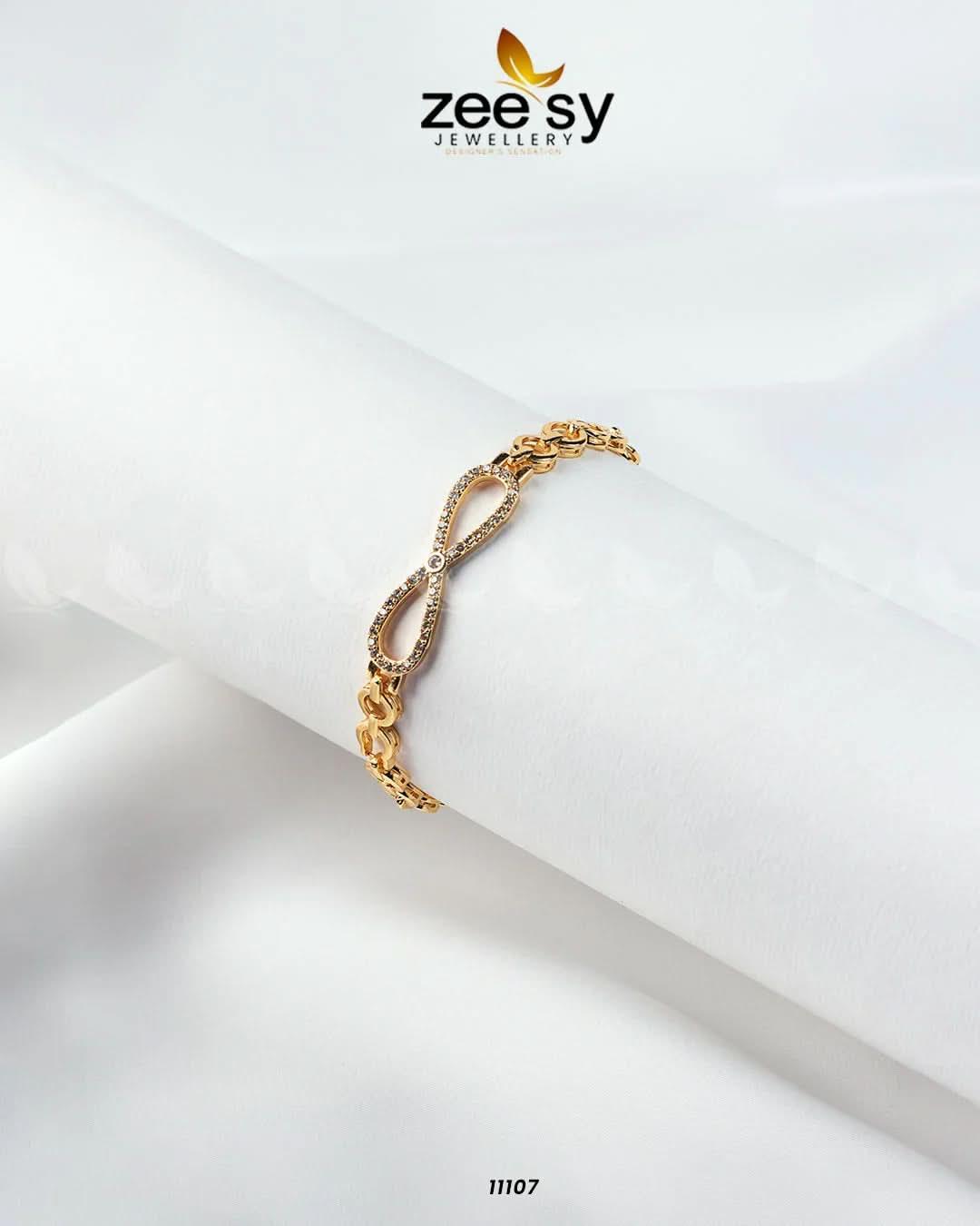 Ojos Bracelet Golden Bracelet - Zeesy Jewellery Pakistan | Premium Artificial & Imitation Jewellery