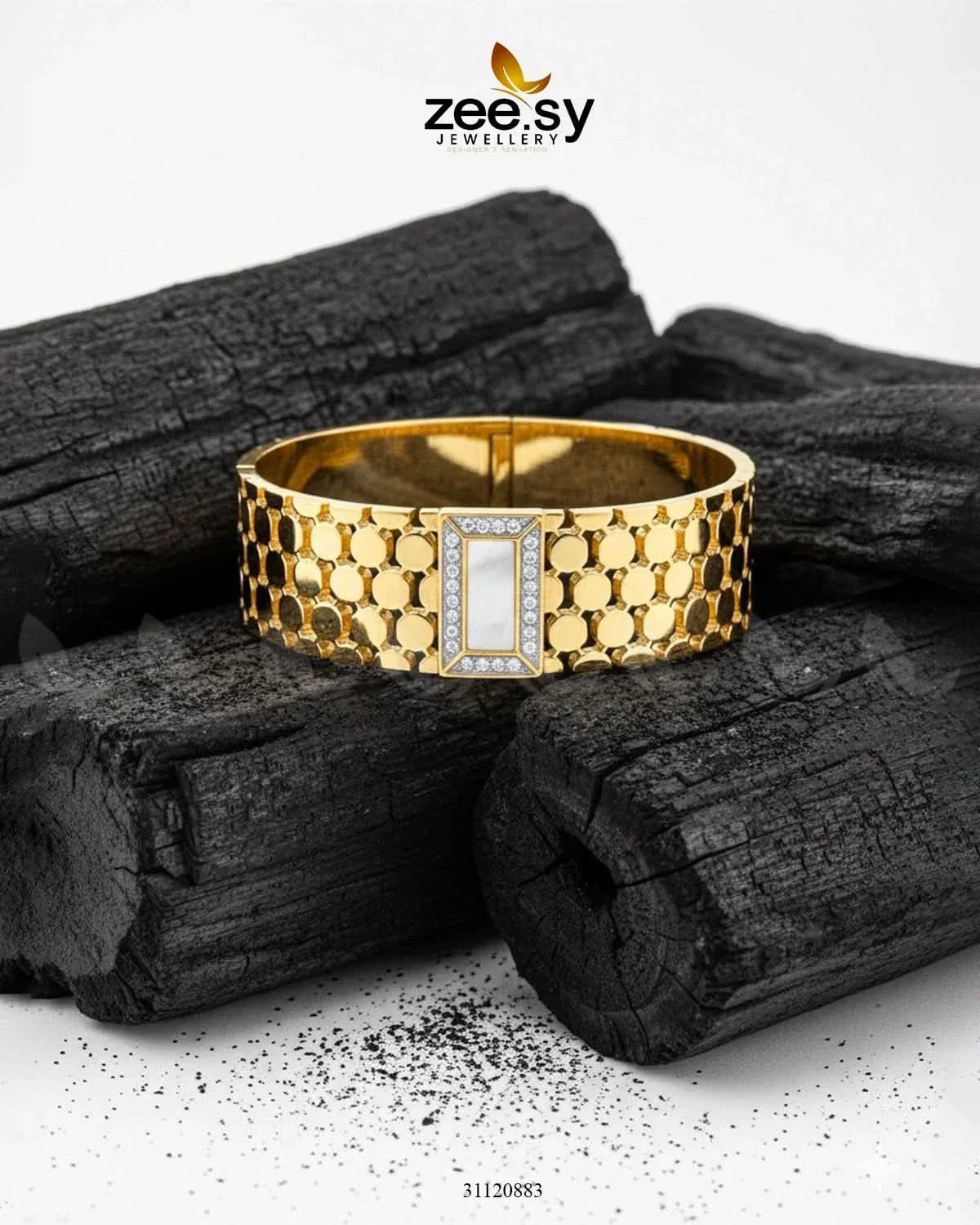 Oval Link Statement Bracelet Golden White Bracelet - Zeesy Jewellery Pakistan | Premium Artificial & Imitation Jewellery