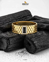 Oval Link Statement Bracelet Golden Black Bracelet - Zeesy Jewellery Pakistan | Premium Artificial & Imitation Jewellery