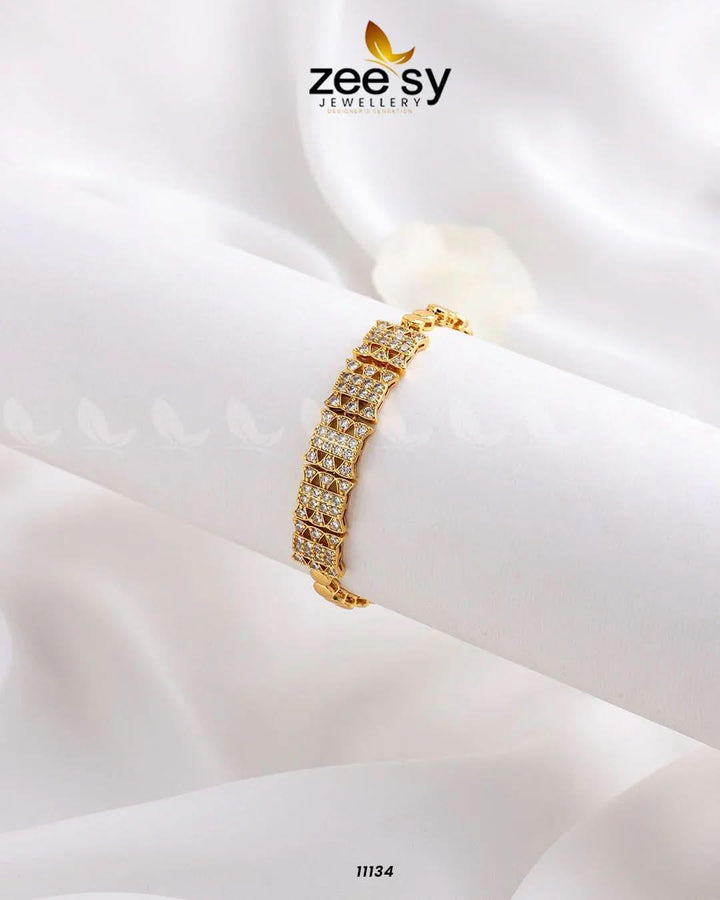 Blossom Crystal Luxury Bracelet Golden Bracelet - Zeesy Jewellery Pakistan | Premium Artificial & Imitation Jewellery