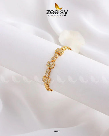Bliss Bracelets Golden Bracelet - Zeesy Jewellery Pakistan | Premium Artificial & Imitation Jewellery