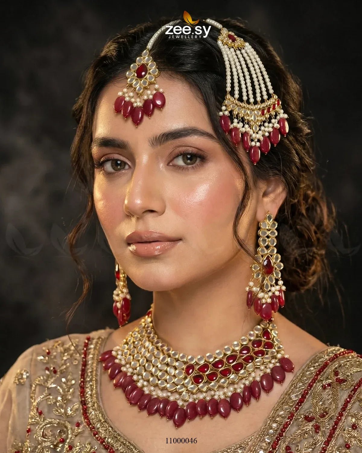 KFK11 Bridal Set Bridal-0152 featuring an elegant design with intricate details and sparkling gemstones.