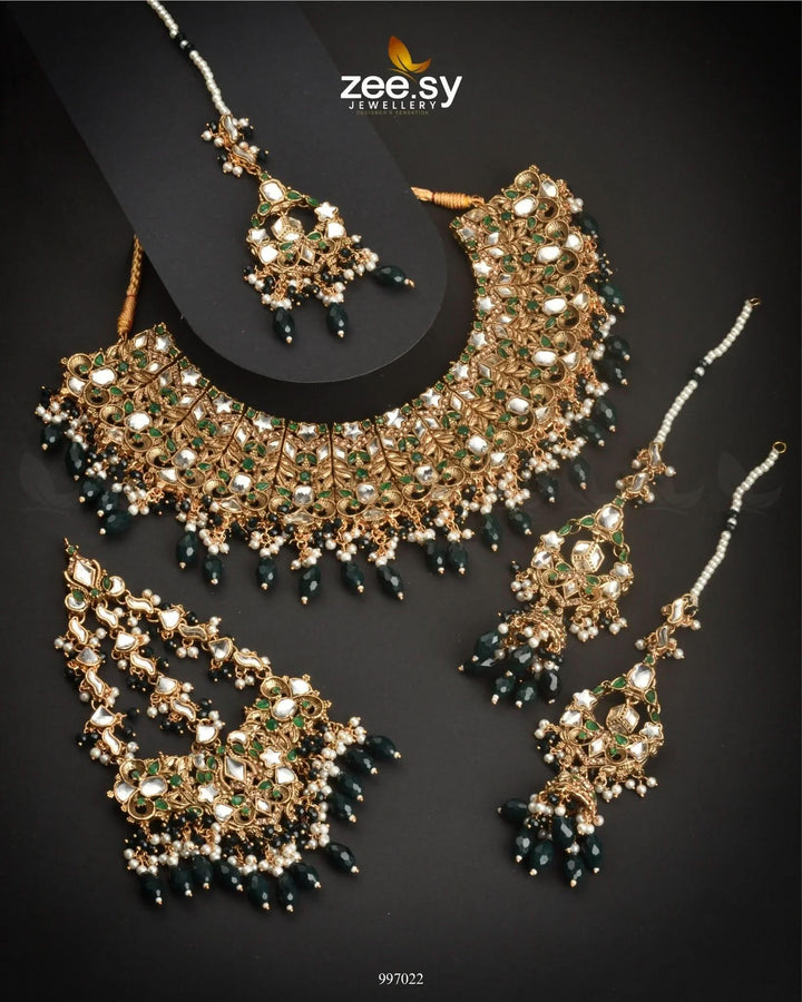 Flourishing Bridal Set Emerald Green Bridal Set - Zeesy Jewellery Pakistan | Premium Artificial & Imitation Jewellery