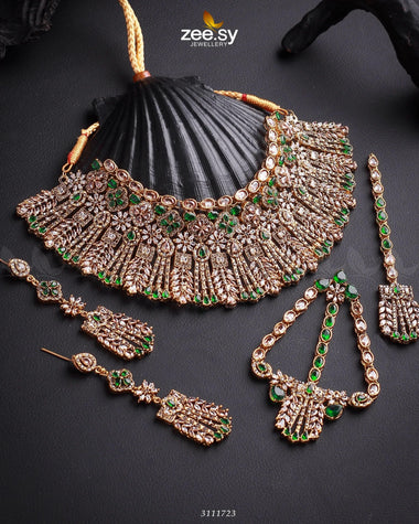 Momina Bridal Sets Golden Green Bridal Set - Zeesy Jewellery Pakistan | Premium Artificial & Imitation Jewellery