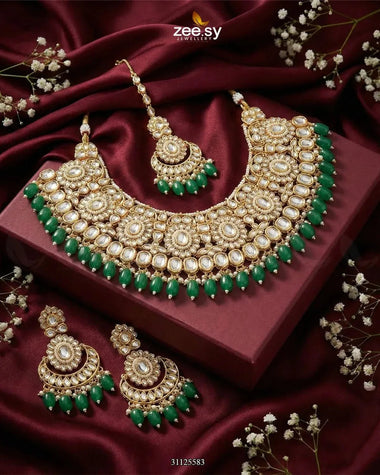 Magnificat Wide Gilded Bridal Set Golden Green Bridal Set - Zeesy Jewellery Pakistan | Premium Artificial & Imitation Jewellery