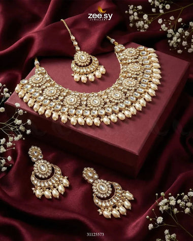 Magnificat Wide Gilded Bridal Set Golden White Bridal Set - Zeesy Jewellery Pakistan | Premium Artificial & Imitation Jewellery