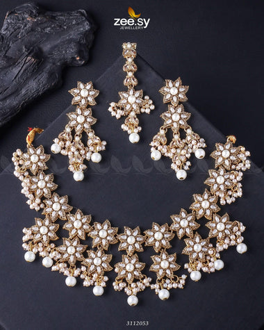 Monarda Bridal Sets Golden White Bridal Set - Zeesy Jewellery Pakistan | Premium Artificial & Imitation Jewellery