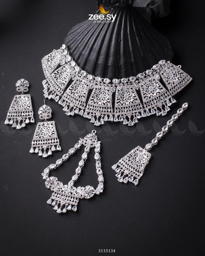 Royal Bridal Set Sliver Bridal Set - Zeesy Jewellery Pakistan | Premium Artificial & Imitation Jewellery
