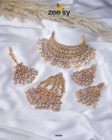 Spark Bridal Set Pearl Bridal Set - Zeesy Jewellery Pakistan | Premium Artificial & Imitation Jewellery