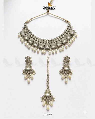 Eminet Bold Crystal Bridal Set White Bridal Set - Zeesy Jewellery Pakistan | Premium Artificial & Imitation Jewellery
