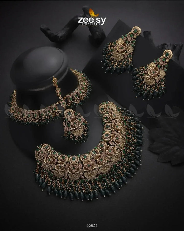 Esra Bridal Set Green Bridal Set - Zeesy Jewellery Pakistan | Premium Artificial & Imitation Jewellery