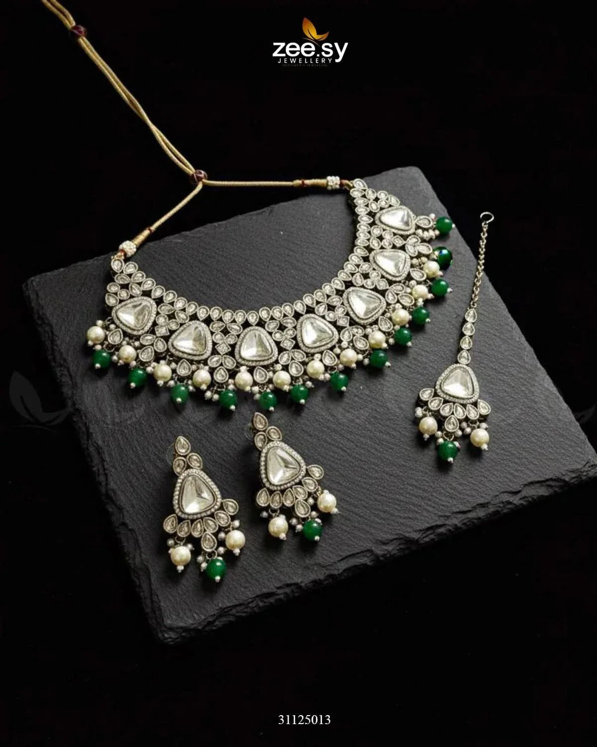 Rich Sentimental Crystal Bridal Set Green Bridal Set - Zeesy Jewellery Pakistan | Premium Artificial & Imitation Jewellery