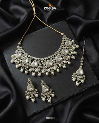 Rich Sentimental Crystal Bridal Set White Bridal Set - Zeesy Jewellery Pakistan | Premium Artificial & Imitation Jewellery