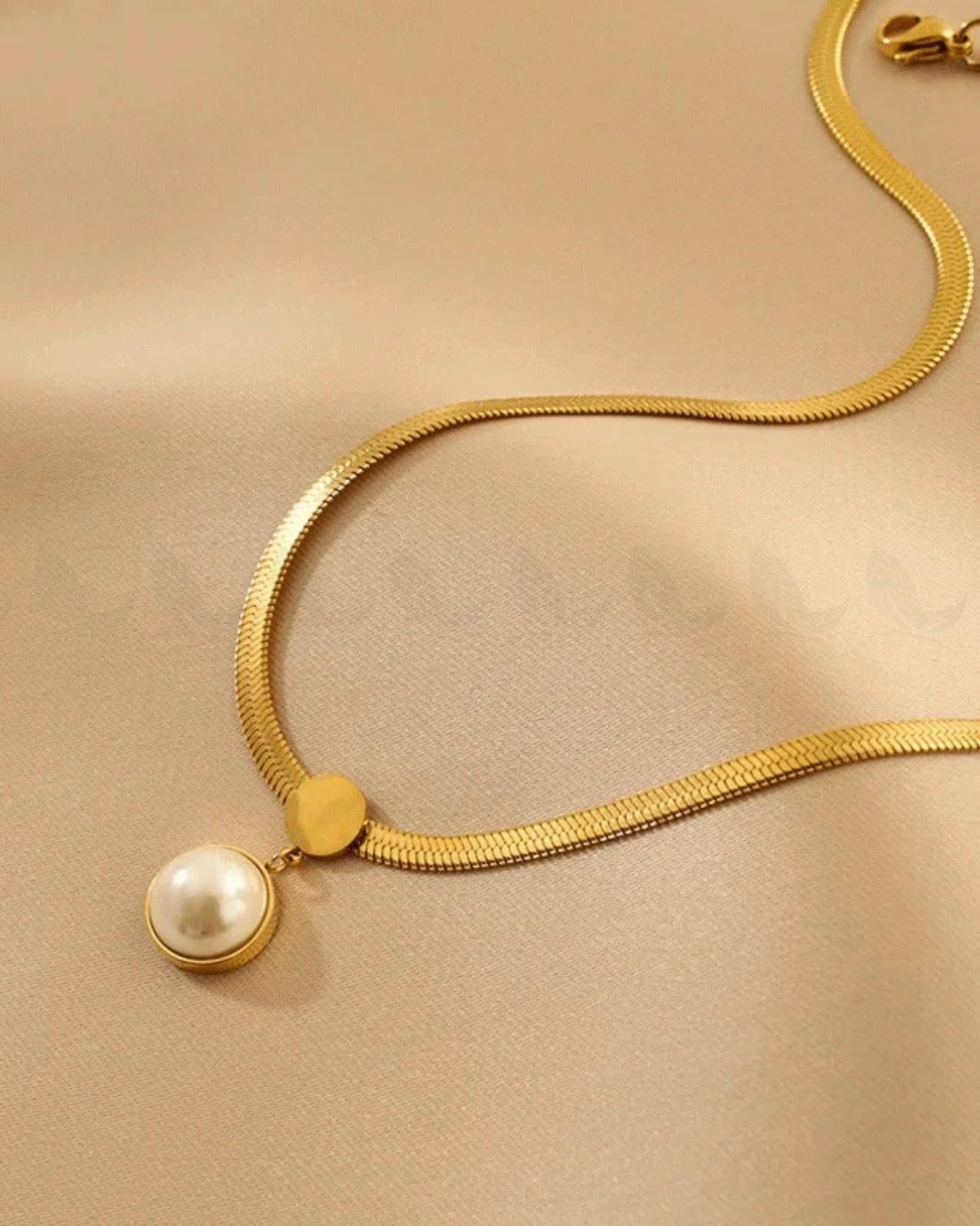 Coda Pearl Snake Chain Necklace chains - Zeesy Jewellery Pakistan | Premium Artificial & Imitation Jewellery