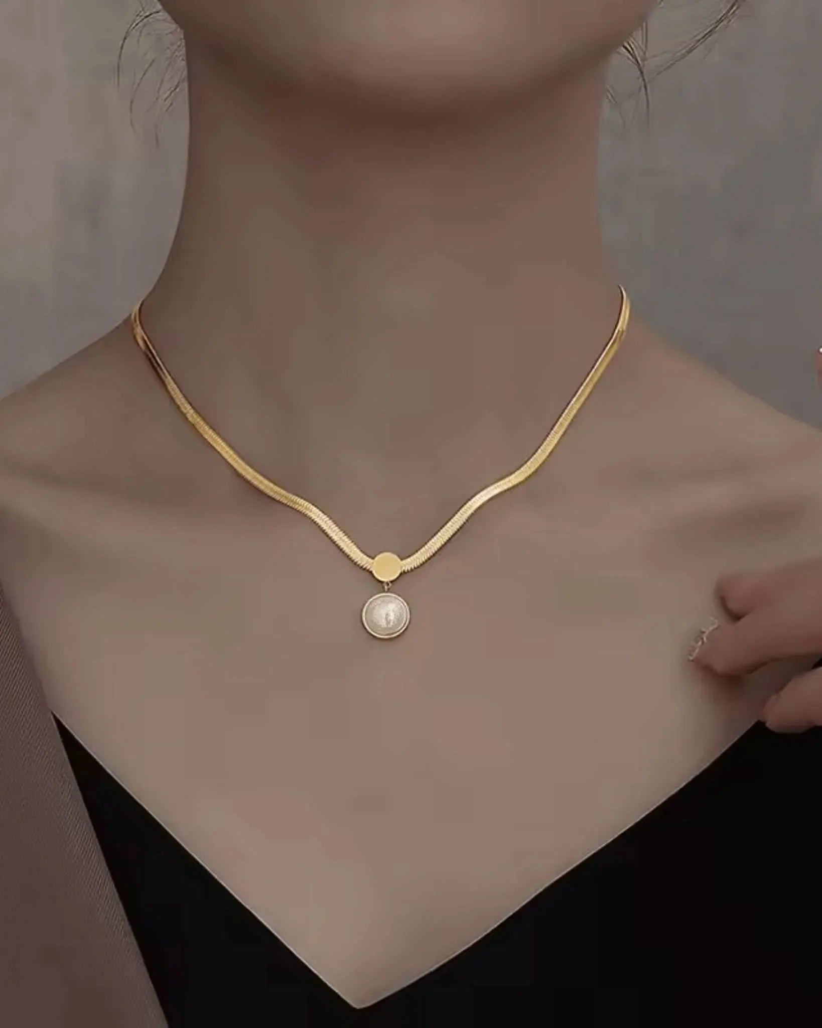 Coda Pearl Snake Chain Necklace chains - Zeesy Jewellery Pakistan | Premium Artificial & Imitation Jewellery
