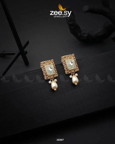 Cobble Crush Earrings White Earrings - Zeesy Jewellery Pakistan | Premium Artificial & Imitation Jewellery