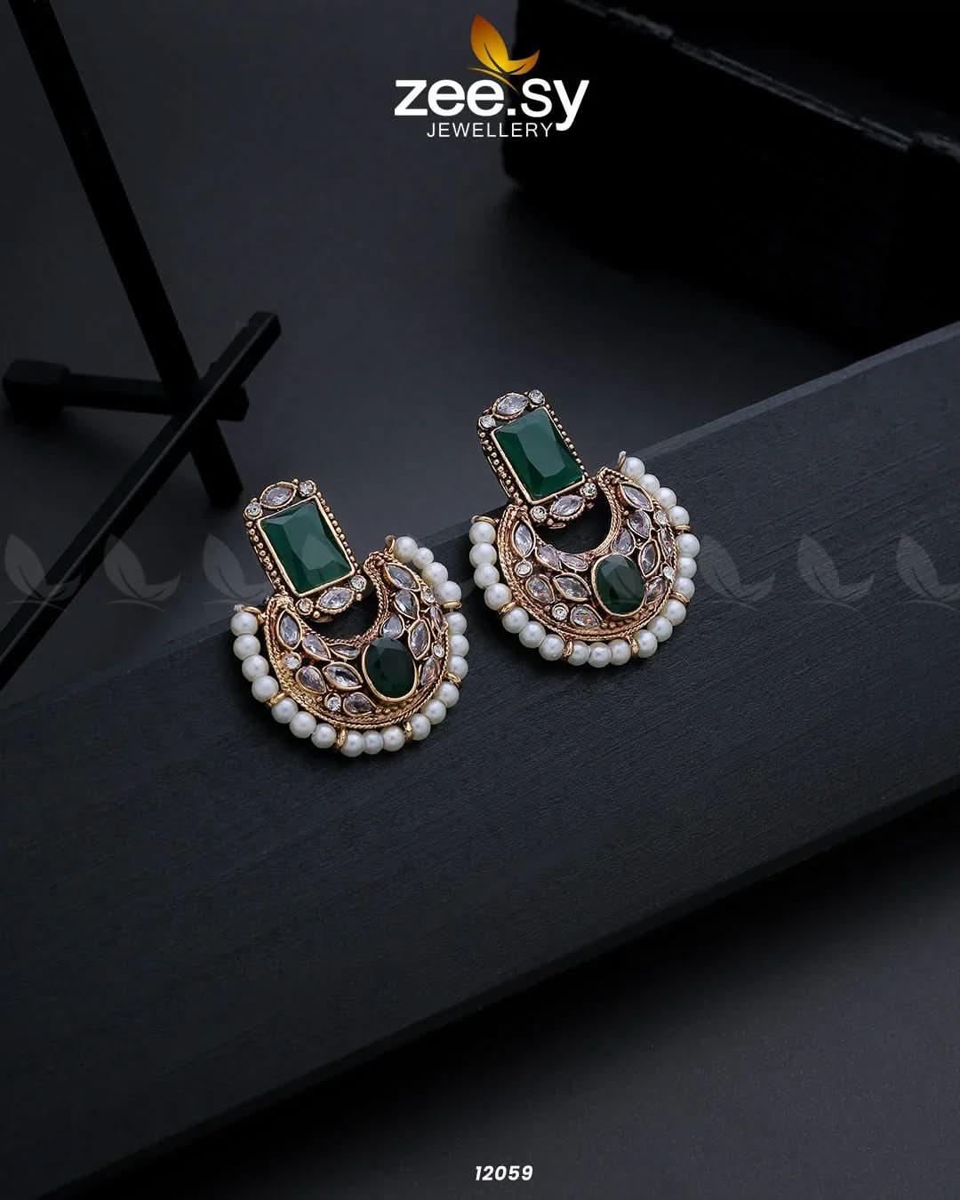 Cluster Pearl Earrings Green Earrings - Zeesy Jewellery Pakistan