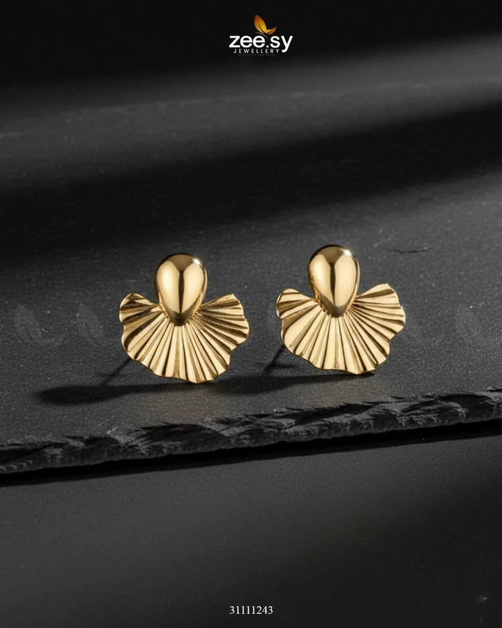 Luminara Earrings Golden Earrings - Zeesy Jewellery Pakistan | Premium Artificial & Imitation Jewellery
