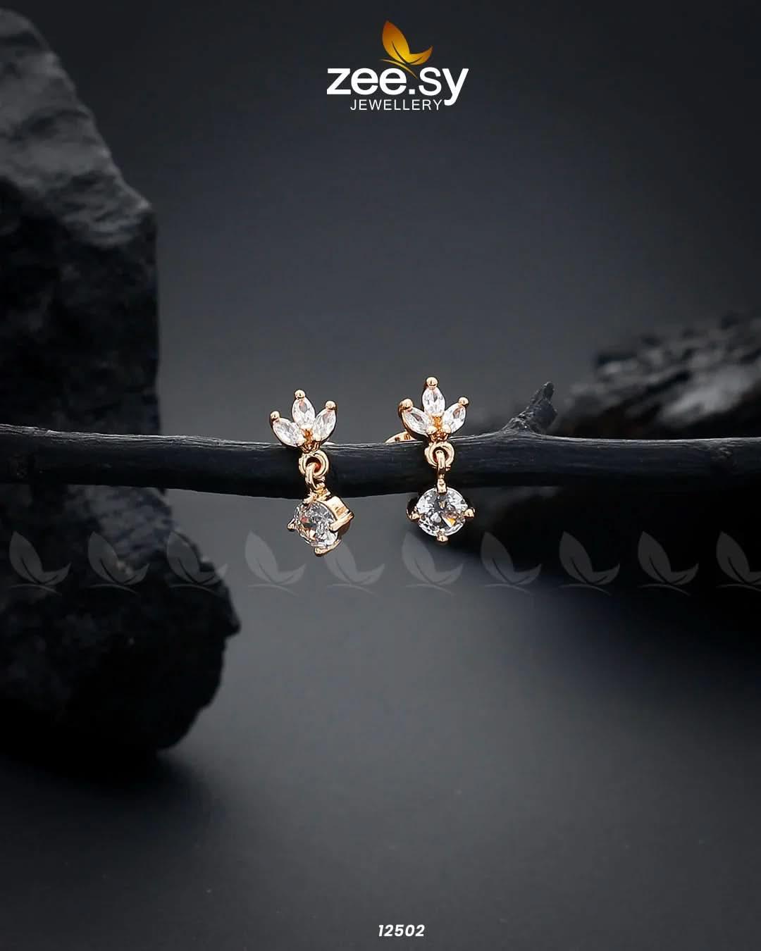 Tiny Leaf Earrings Golden Earrings - Zeesy Jewellery Pakistan | Premium Artificial & Imitation Jewellery