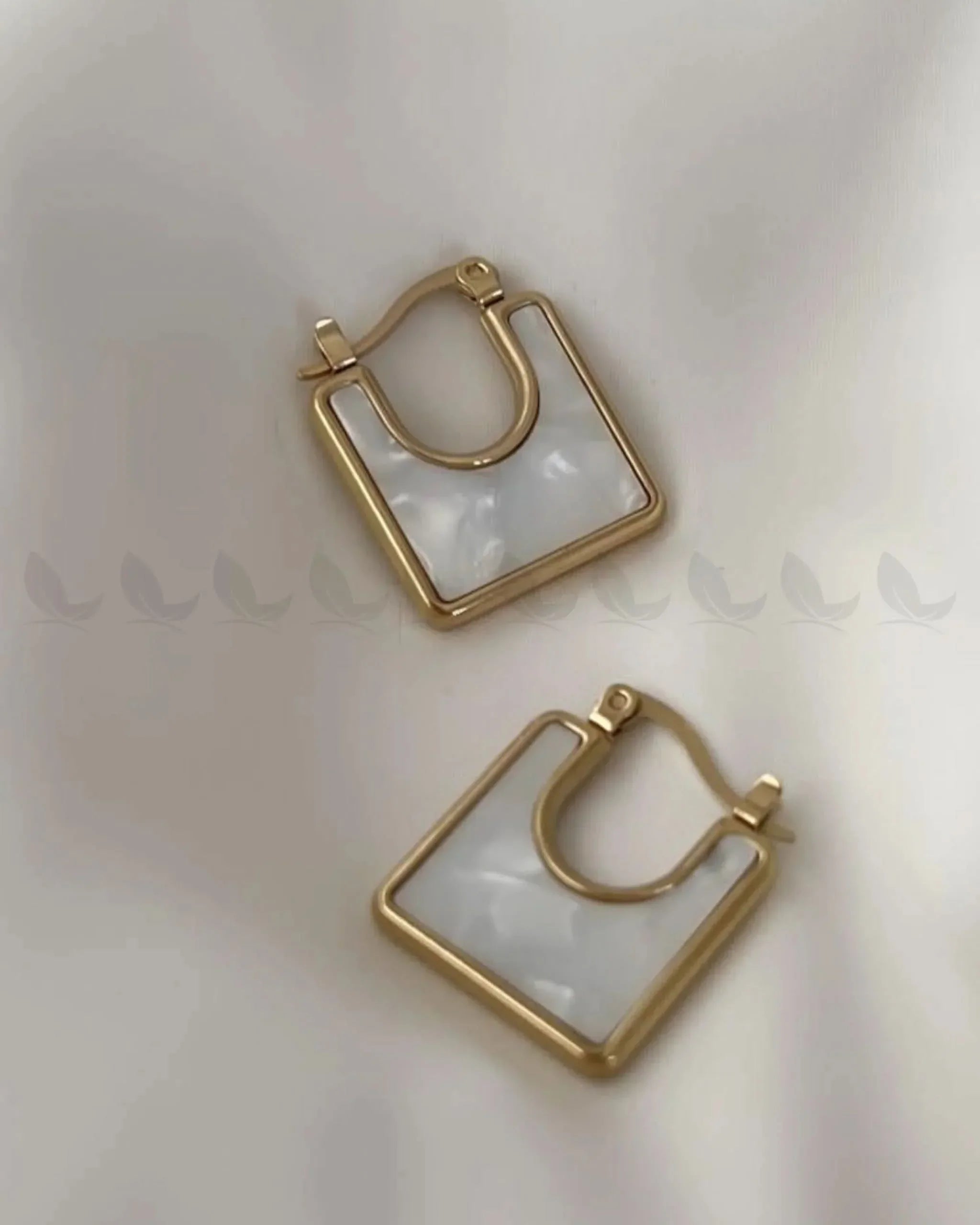 Gyre Earrings Golden White Earrings - Zeesy Jewellery Pakistan | Premium Artificial & Imitation Jewellery
