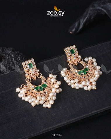 Lily Earrings Green Earrings - Zeesy Jewellery Pakistan | Premium Artificial & Imitation Jewellery
