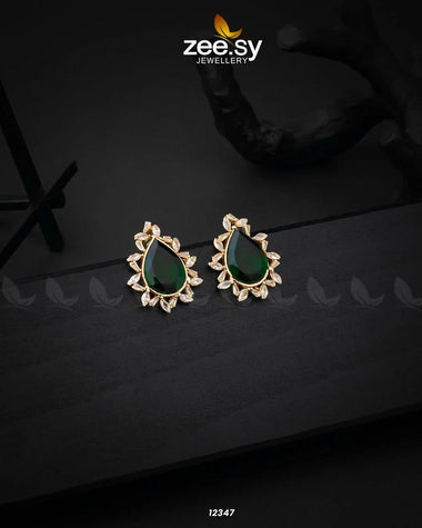 Oval Star Earrings Golden Green Earrings - Zeesy Jewellery Pakistan | Premium Artificial & Imitation Jewellery