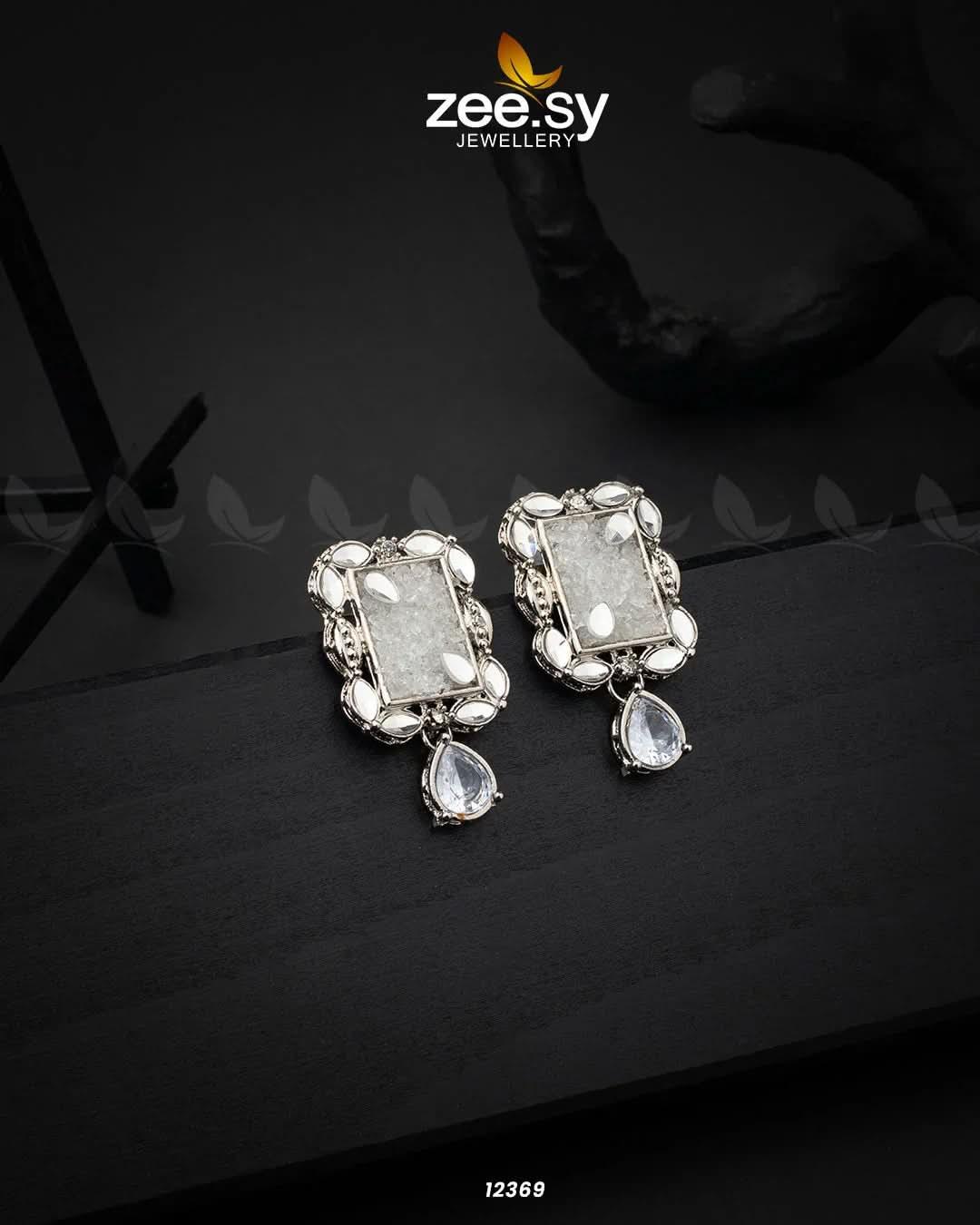 Agate Studs Earrings - Zeesy.pk