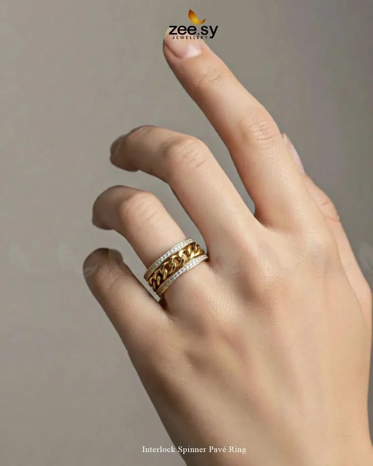 Interlock Spinner Pavé Ring Finger Ring - Zeesy Jewellery Pakistan | Premium Artificial & Imitation Jewellery