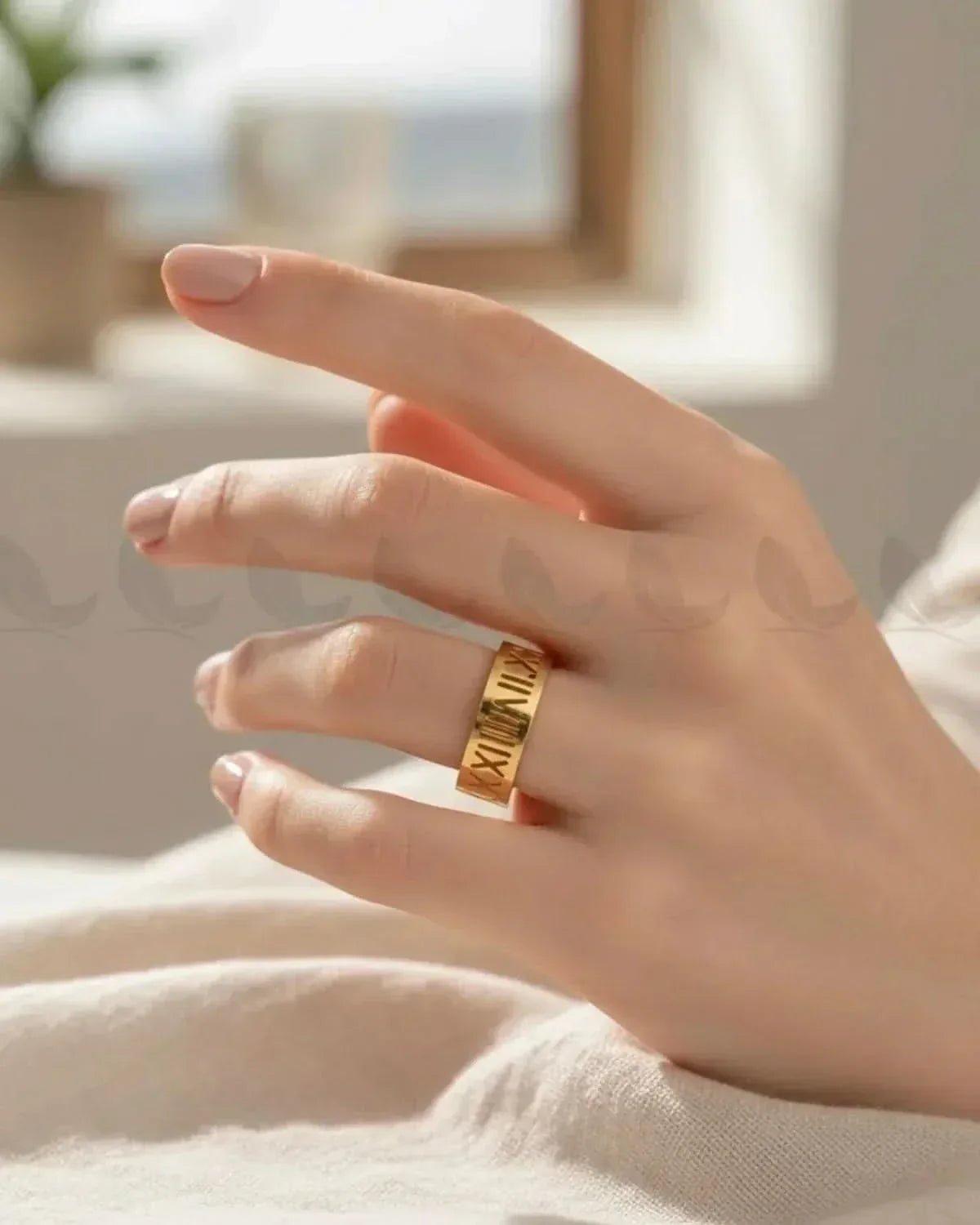 Roman Grandeur Statement Ring Finger Ring - Zeesy Jewellery Pakistan | Premium Artificial & Imitation Jewellery