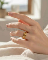 Roman Grandeur Statement Ring Finger Ring - Zeesy Jewellery Pakistan | Premium Artificial & Imitation Jewellery