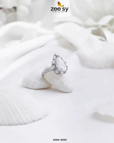 Ring-8305 Silver Finger Ring - Zeesy Jewellery Pakistan | Premium Artificial & Imitation Jewellery