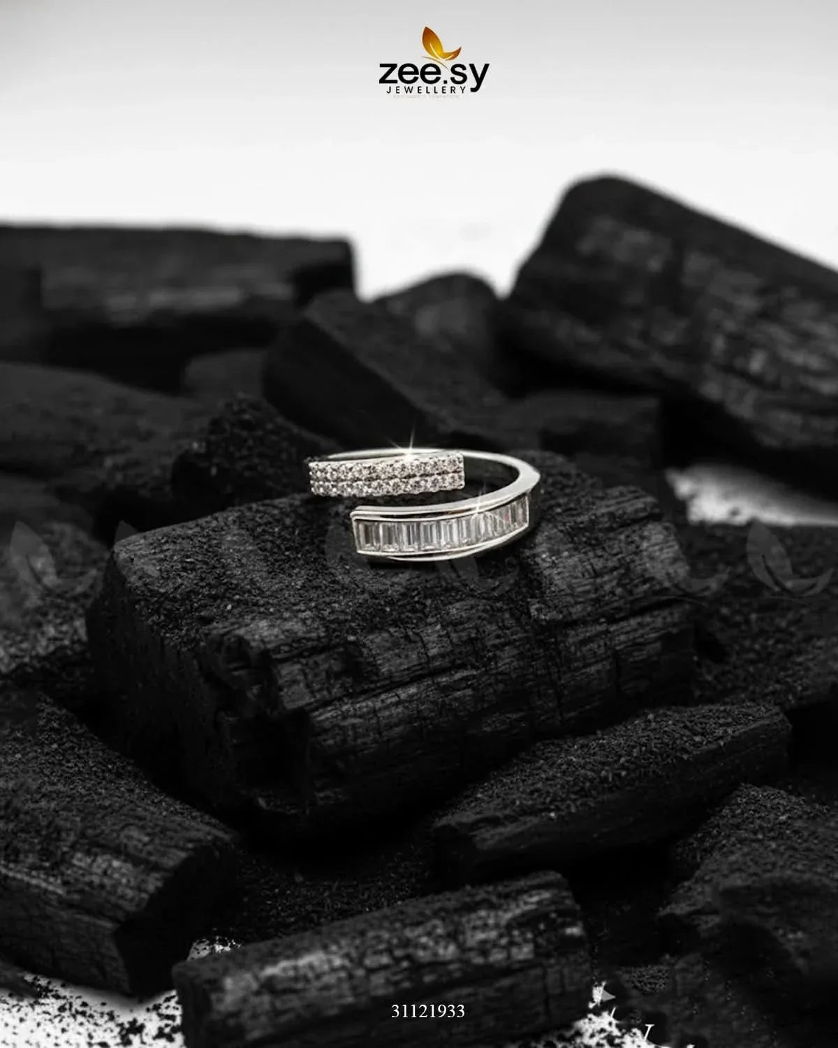 Eternity Pave Crystal Ring Finger Ring - Zeesy Jewellery Pakistan | Premium Artificial & Imitation Jewellery